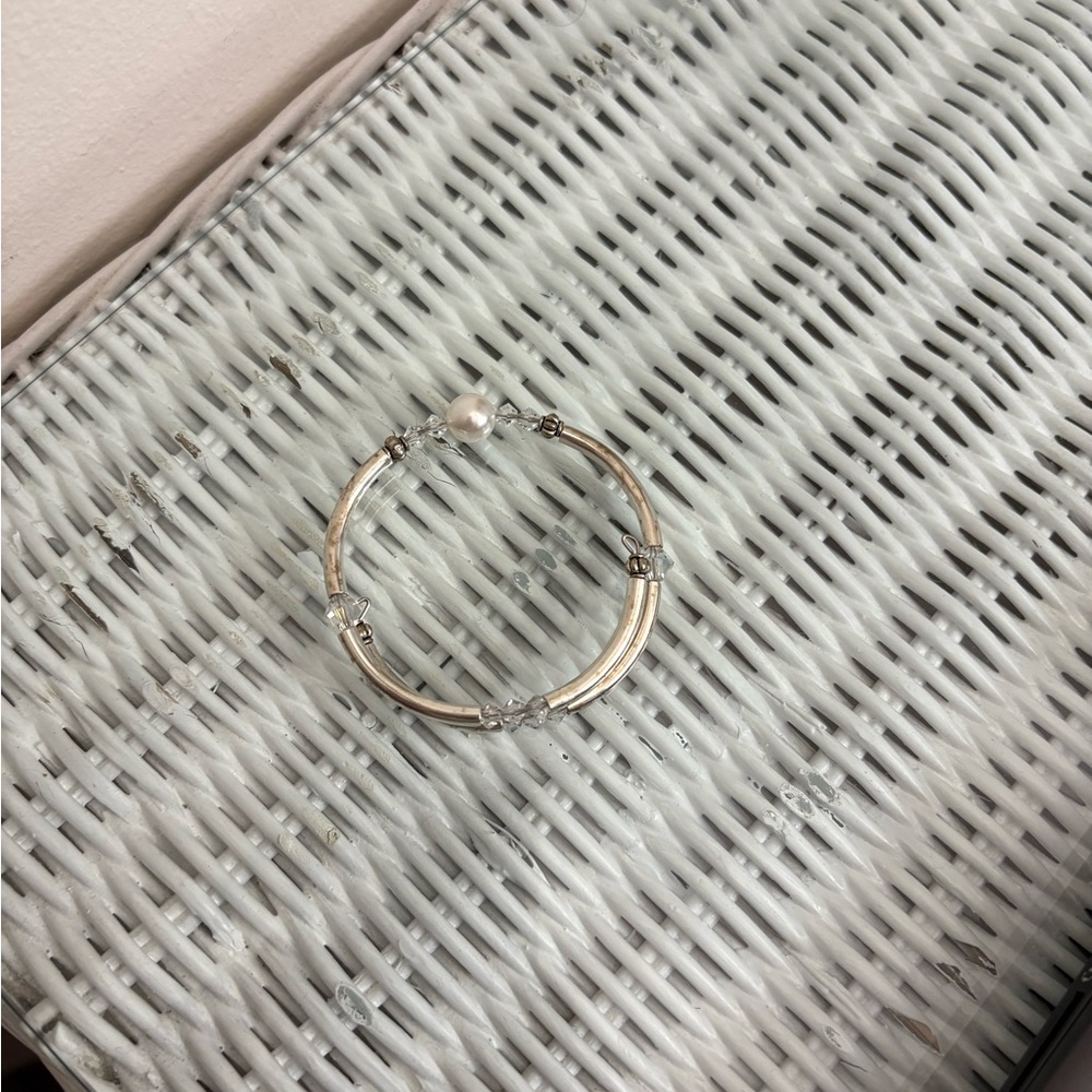 Adjustable Pearl Bracelet - Picture 3 of 3